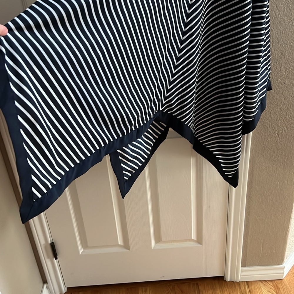 Banana Republic Hanker-chief Preppy Navy Dress, Size 4 - Picture 3 of 10